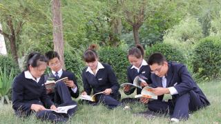 课间学习.JPG