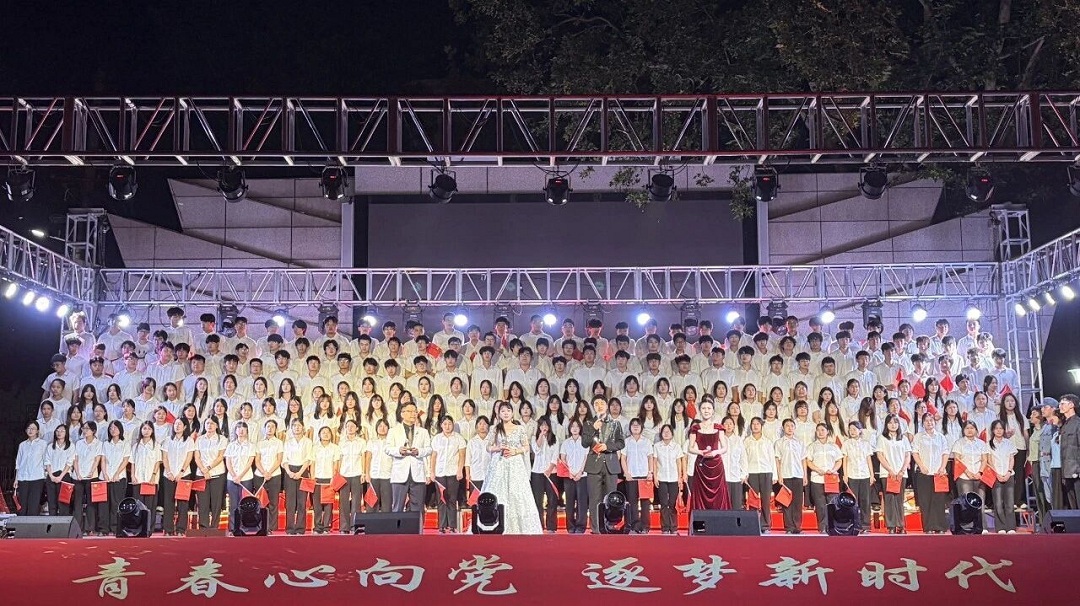 e21s6iAS2VSrMPum.jpg